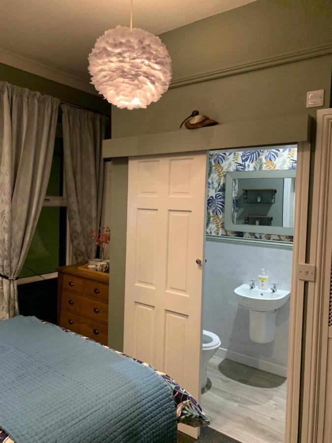 Cornerhouse Guesthouse Пенрит Экстерьер фото